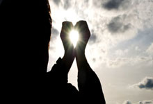 夸张！国足主场对澳大利亚票价被炒到16667元.